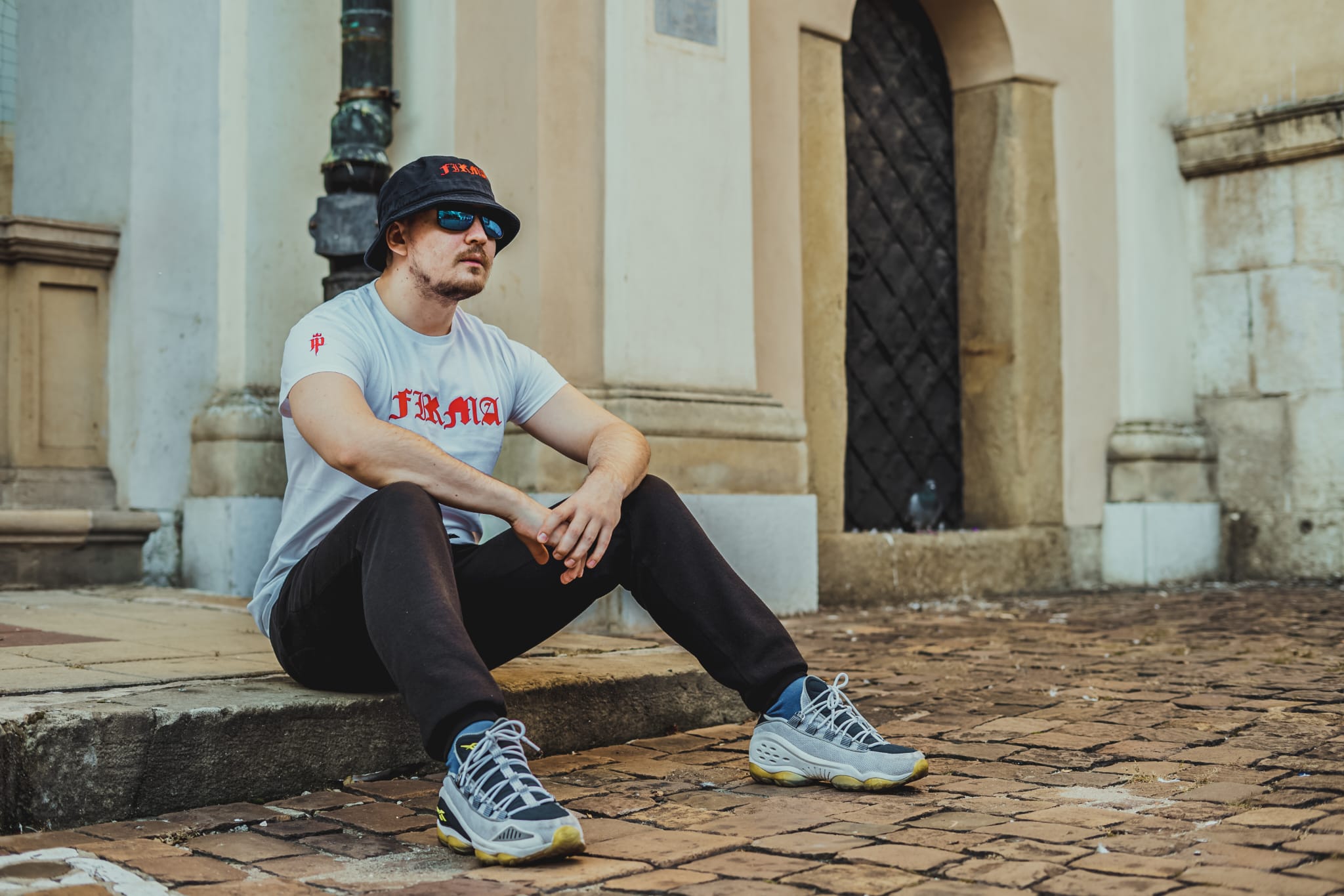T-shirt FIRMA Red Premium White PRZEDSPRZEDAŻ - obrazek 4